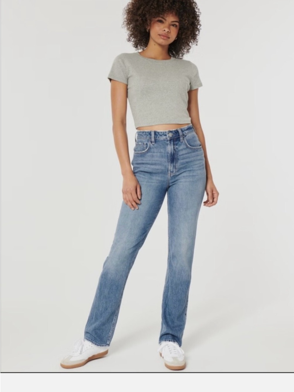 Hollister High Rise Straight Leg Jeans in Medium Blue Wash